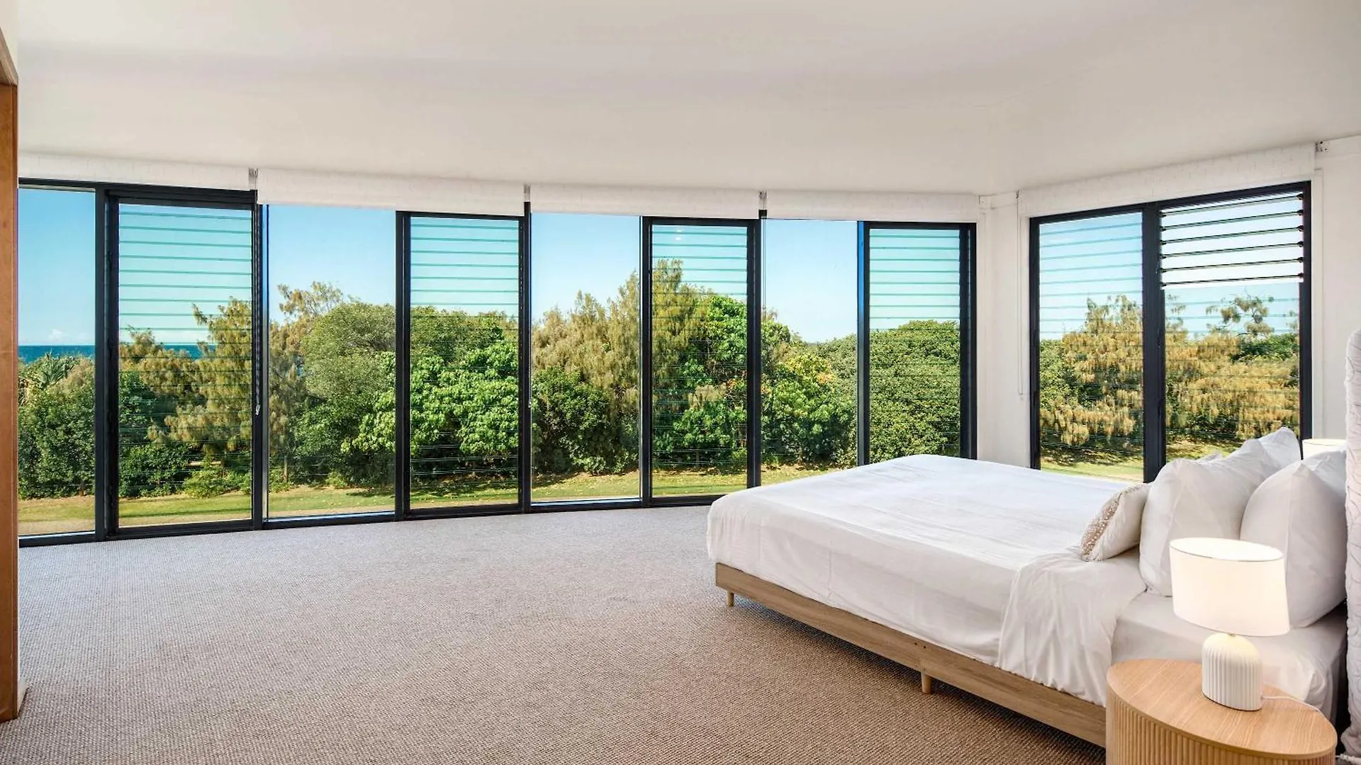 Shelly Oceanfront Estate Villa Caloundra Australien