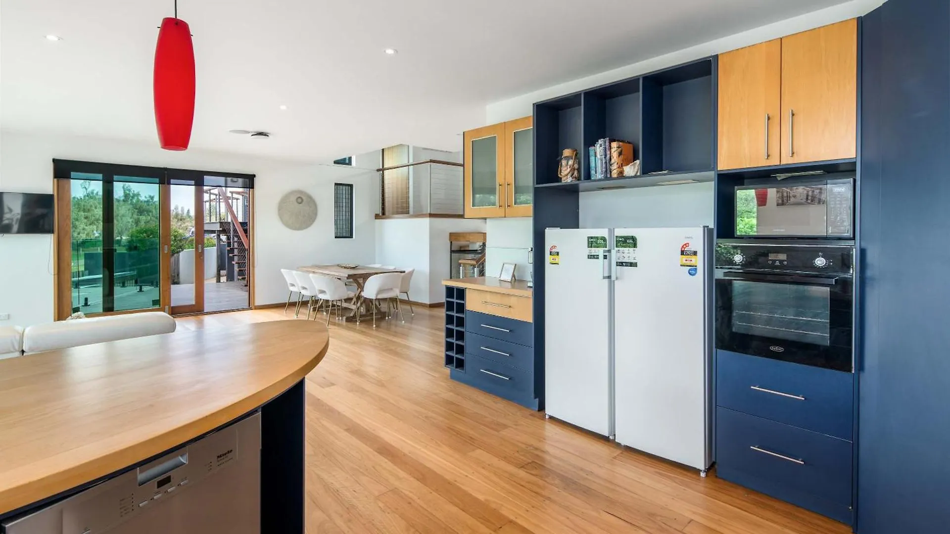 Feriehus Shelly Oceanfront Estate Villa Caloundra Australien